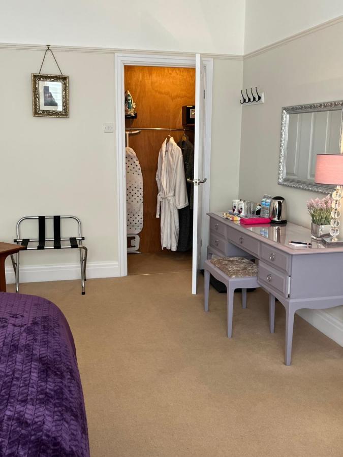 Between The Bays Exclusively For Adults Llandudno Exterior foto
